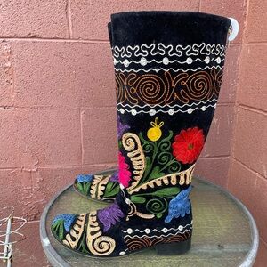 Zeyzani Suzani by Zeynep Yurderi Tall Embroidered Floral Knee Boots 42